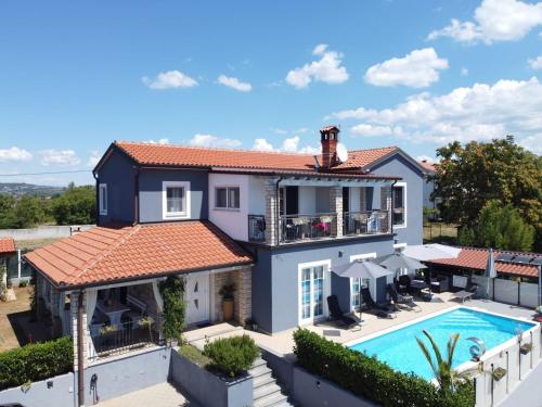 Lavanda House with Apartments — 4-Star Luxury Hotel in Buje, Croatia