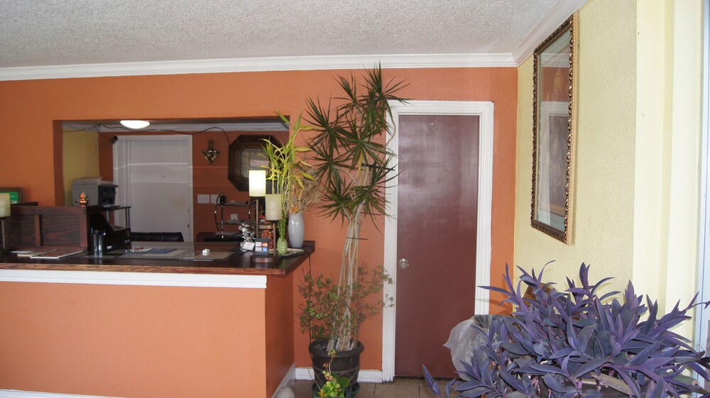 Stone Inn Motel - photo 3