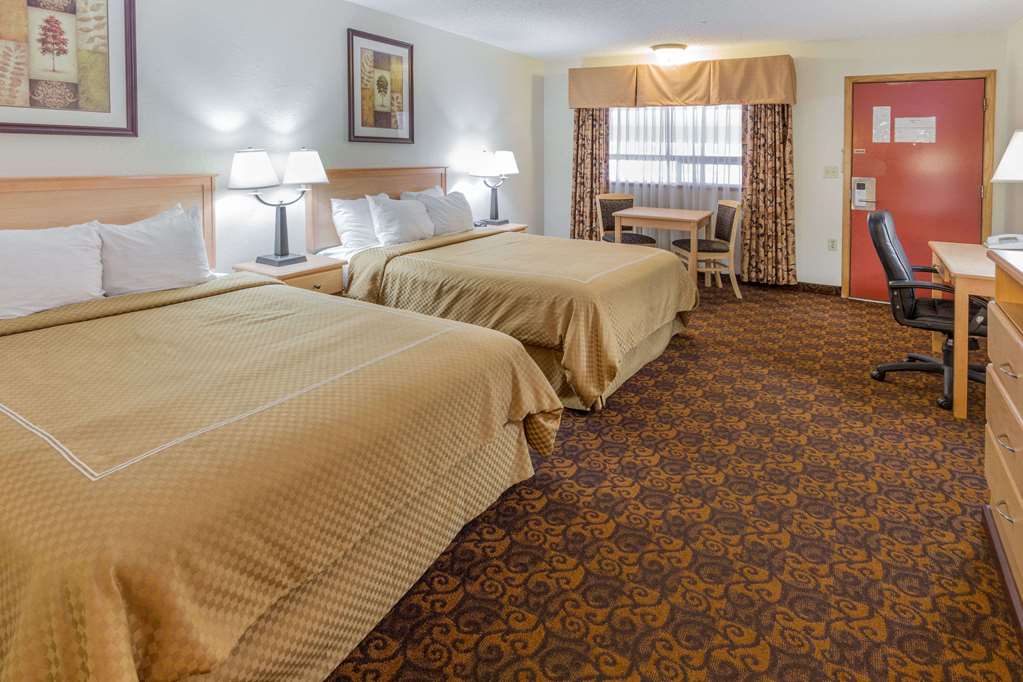 Days Inn by Wyndham Black Bear - photo 9
