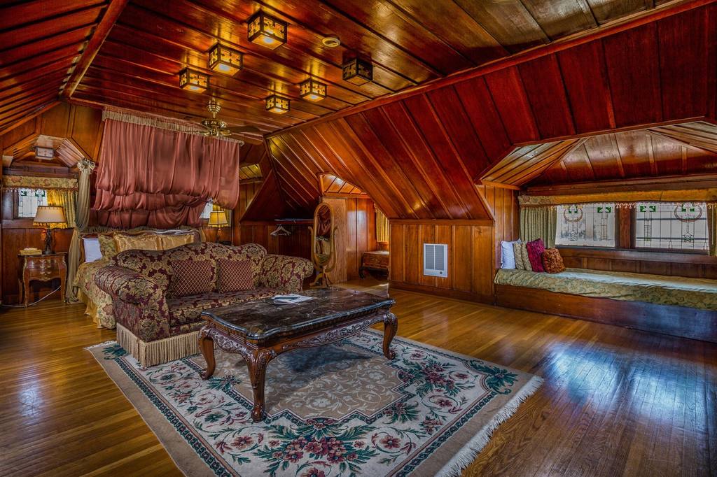 Rose Garden Inn - photo 12