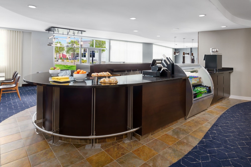 Courtyard by Marriott Keene Downtown - photo 36