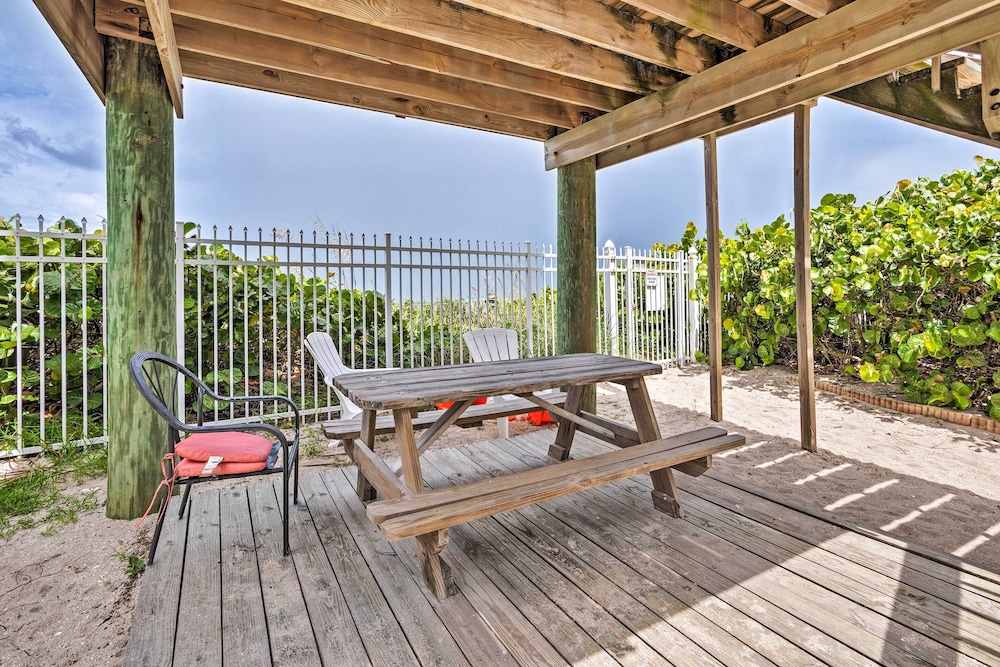 Jensen Beach Home quarter Mi to Beach Access - photo 23