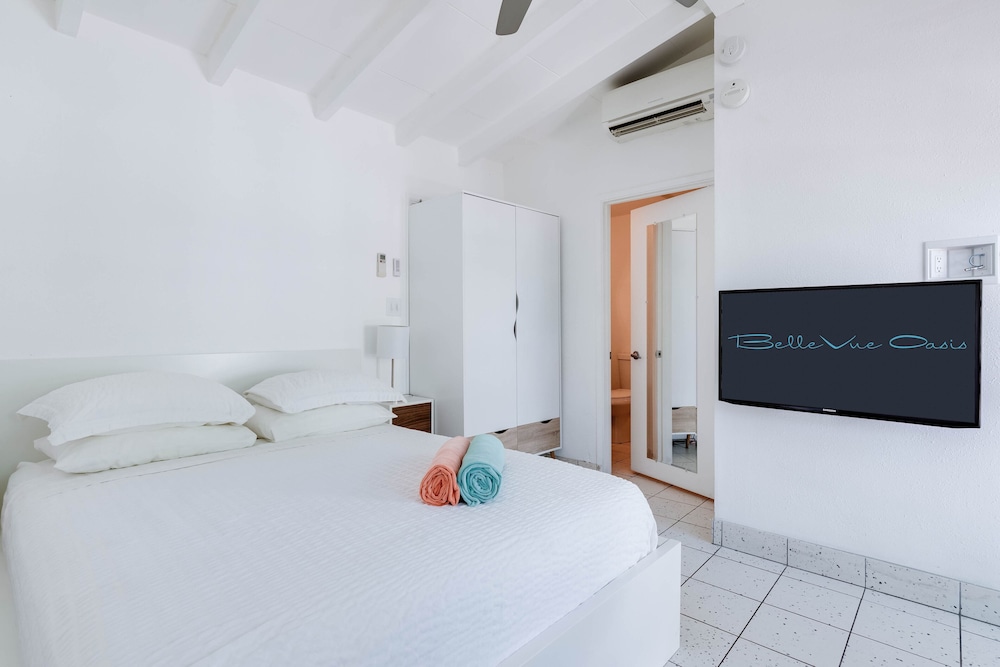 BelleVue Oasis Palm Springs Adults Only - photo 4