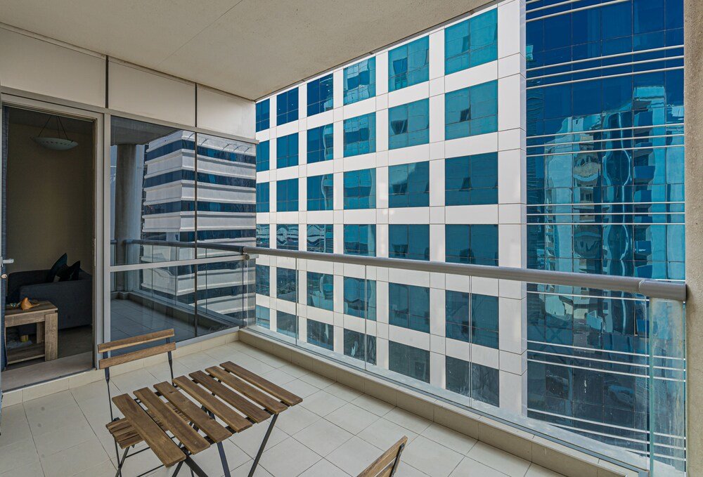 HiGuests Port Saeed Building — 4-Star Luxury Hotel in Dubai, United Arab Emirates