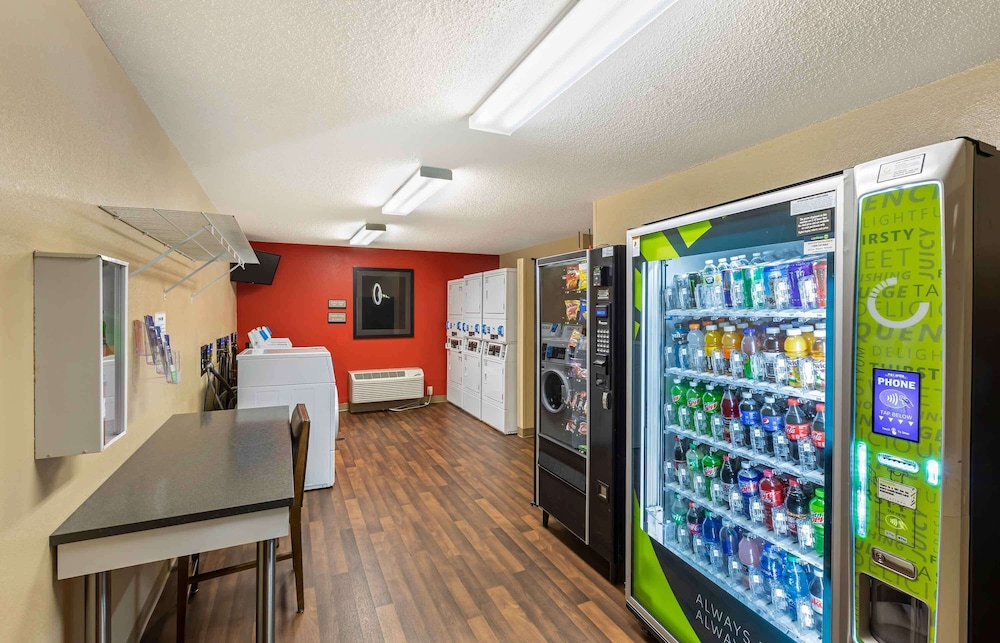Extended Stay America Select Suites Milwaukee Wauwatosa - photo 21