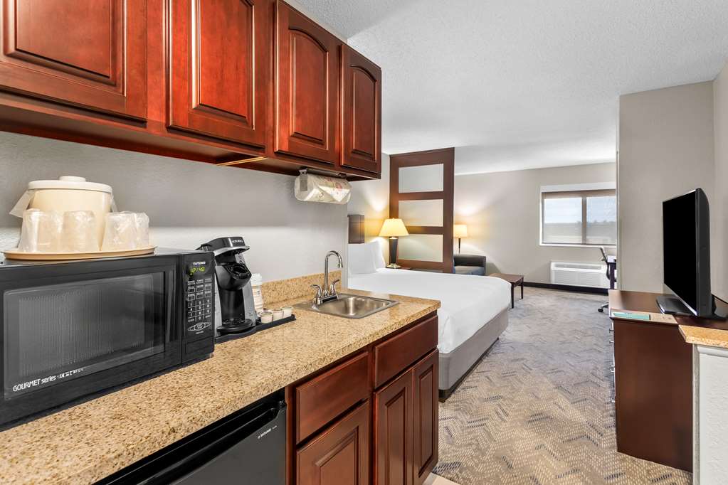 Best Western Oswego Hotel - photo 18