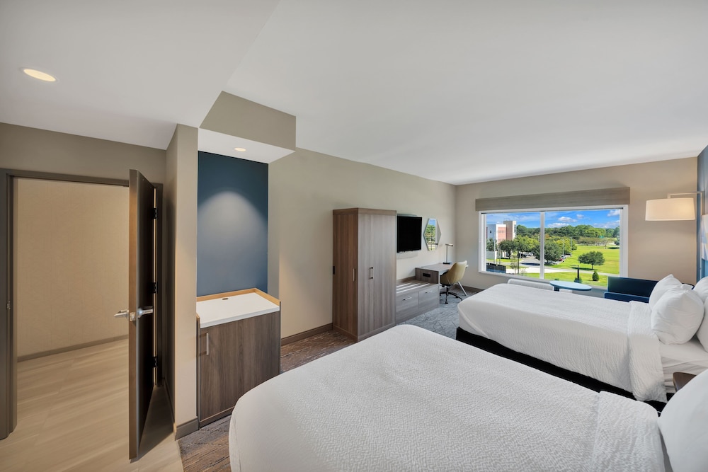 Holiday Inn Express & Suites Fort Walton Beach Eglin Area by IHG - photo 34