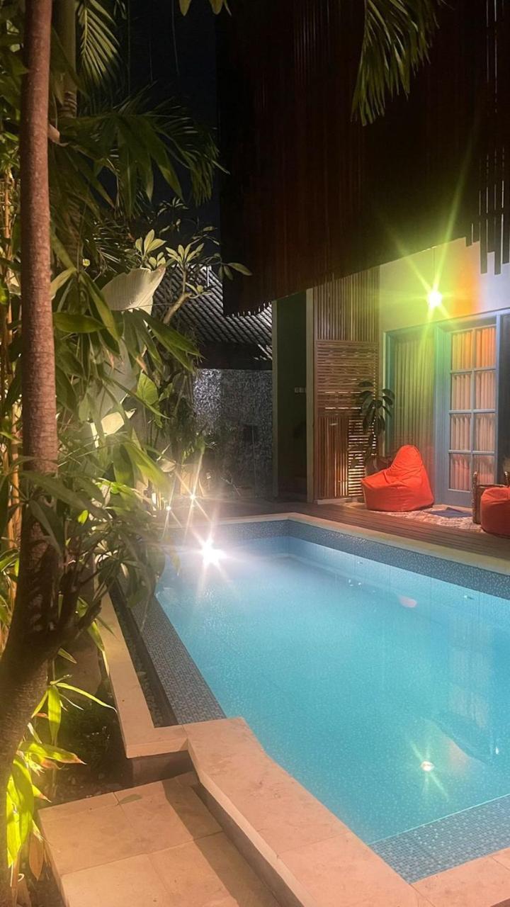 6 Bedrooms Villa with Private Pool Omah Dingoto — 4-Star Luxury Hotel in Yogyakarta, Indonesia