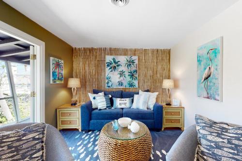 Coconut Grove - carbon neutral hotel in Unknown City