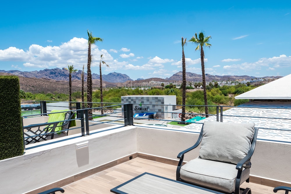 Sundeck