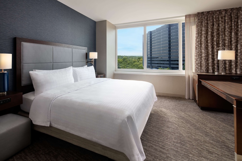 Homewood Suites by Hilton Teaneck Glenpointe - photo 8
