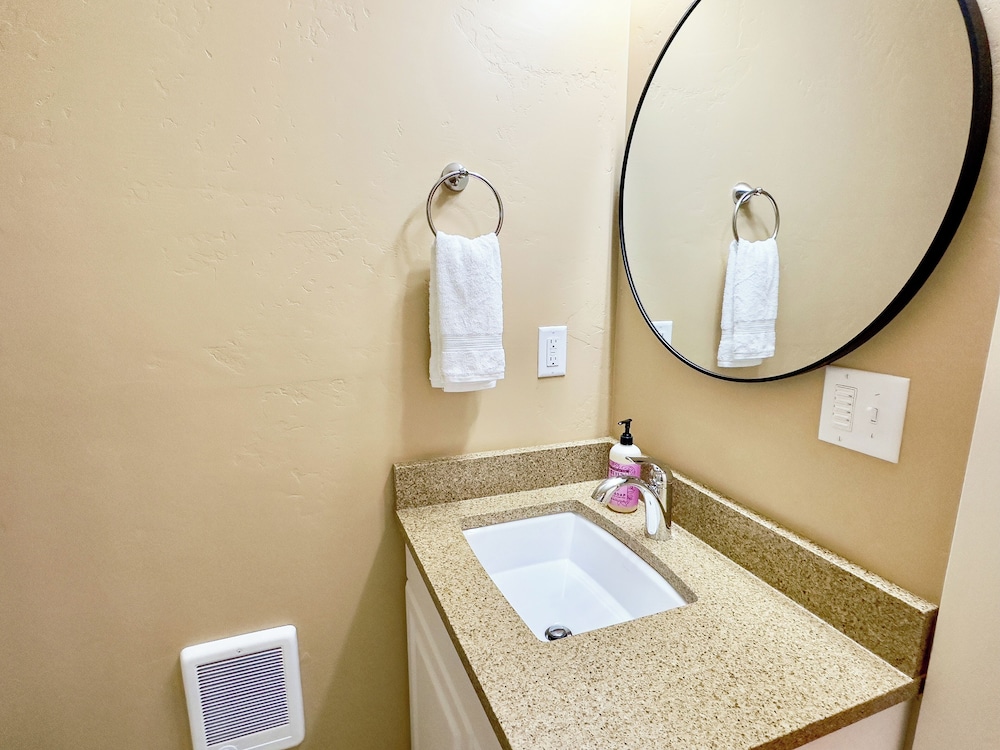 Peach Street Inn By Wanderlodges - photo 47
