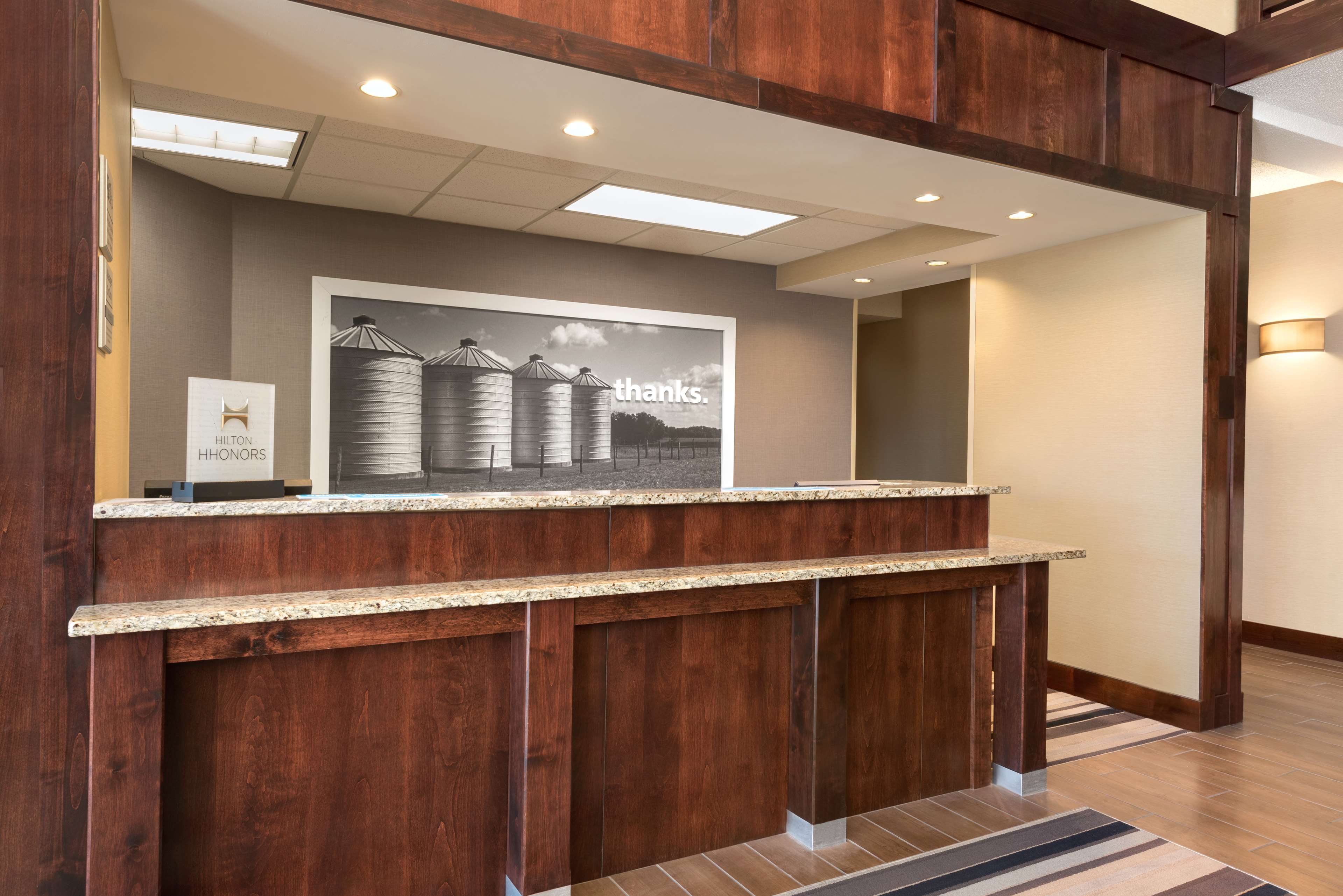 Hampton Inn Lawrence - photo 3