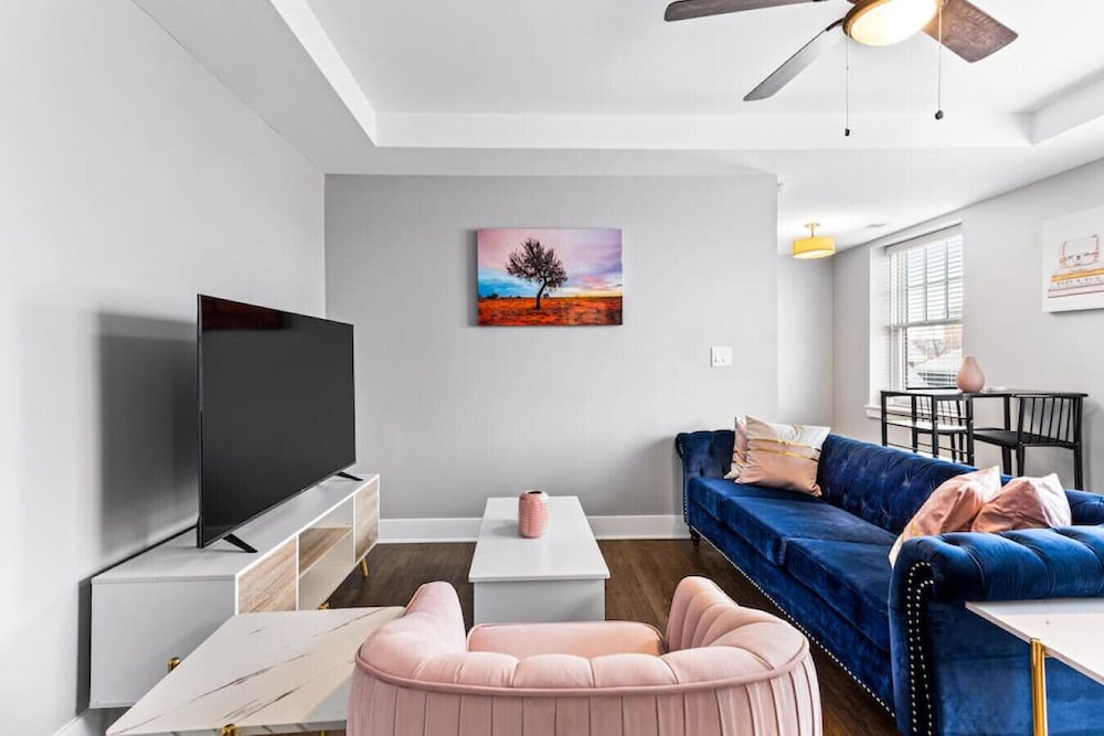 Your Cozy One Bedroom Detriot — 4-Star Luxury Hotel in Detroit, United States