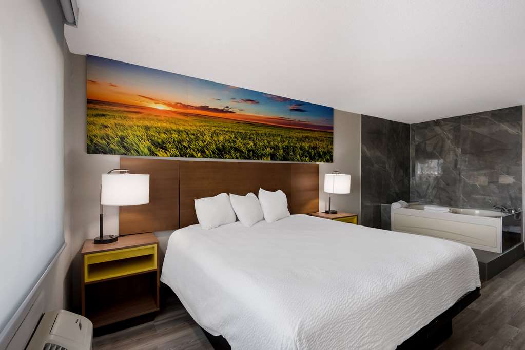Days Inn by Wyndham Ankeny Des Moines - photo 48