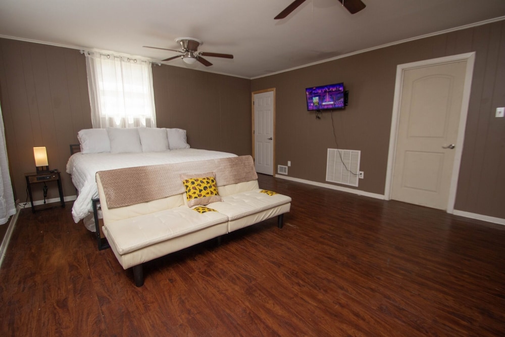 Home Sweet Home Midtown - photo 10