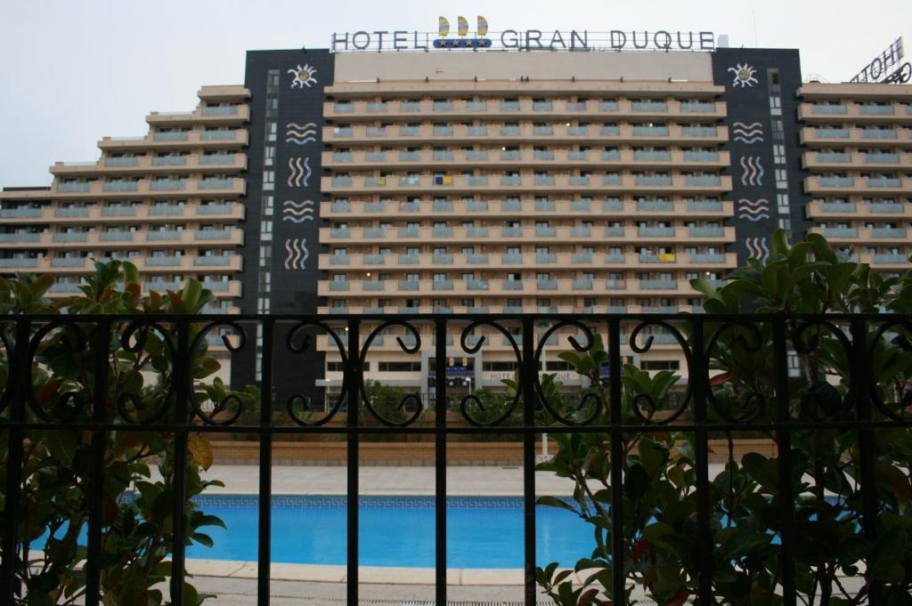 Edificio Valparaiso de lujo con wifi — 4-Star Luxury Hotel in Oropesa Del Mar, Spain