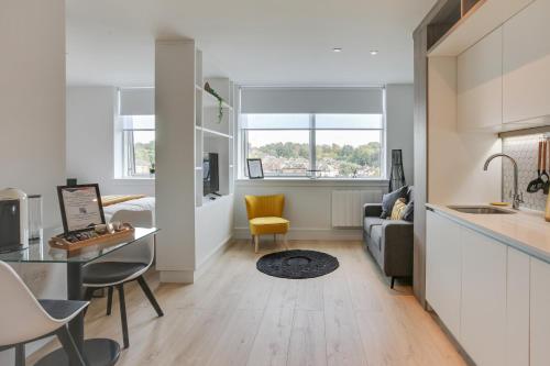 Kings Road Apartments — 4-Star Luxury Hotel in Brentwood, United Kingdom
