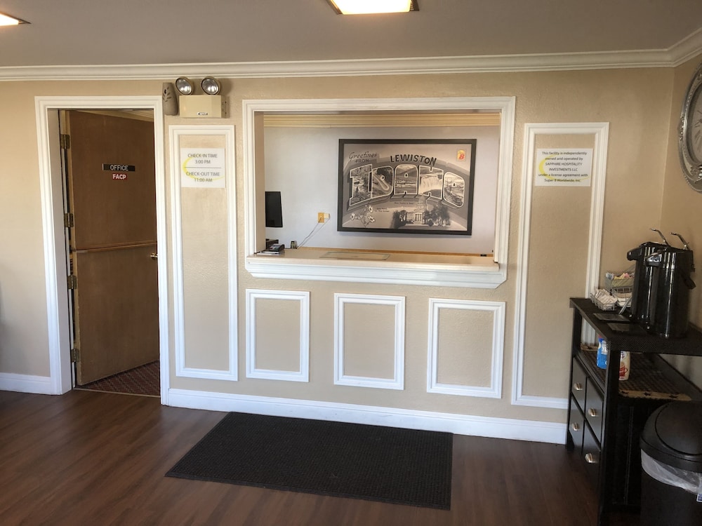 Super 8 by Wyndham Lewiston - photo 2