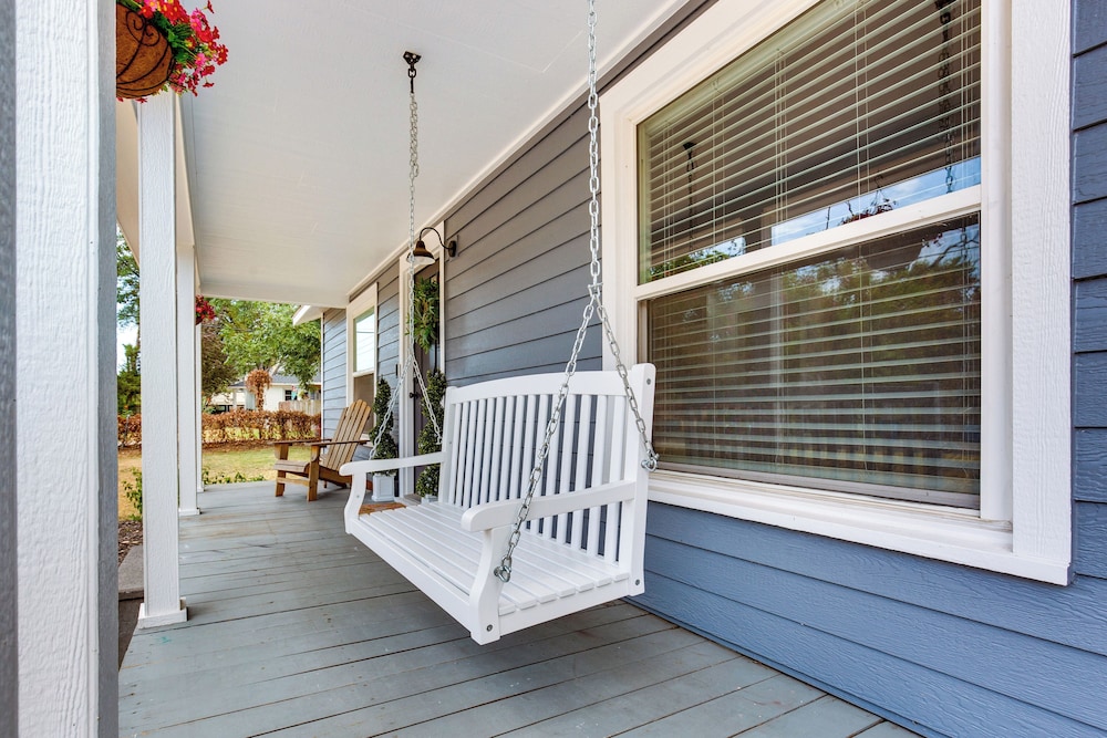 Lindale Vacation Rental with Deck and Grill - photo 11