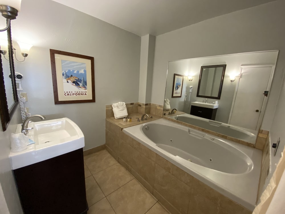 Heavenly Inn - photo 40
