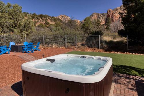 Peaceful Desert Hideaway - last minute hotel in Sedona