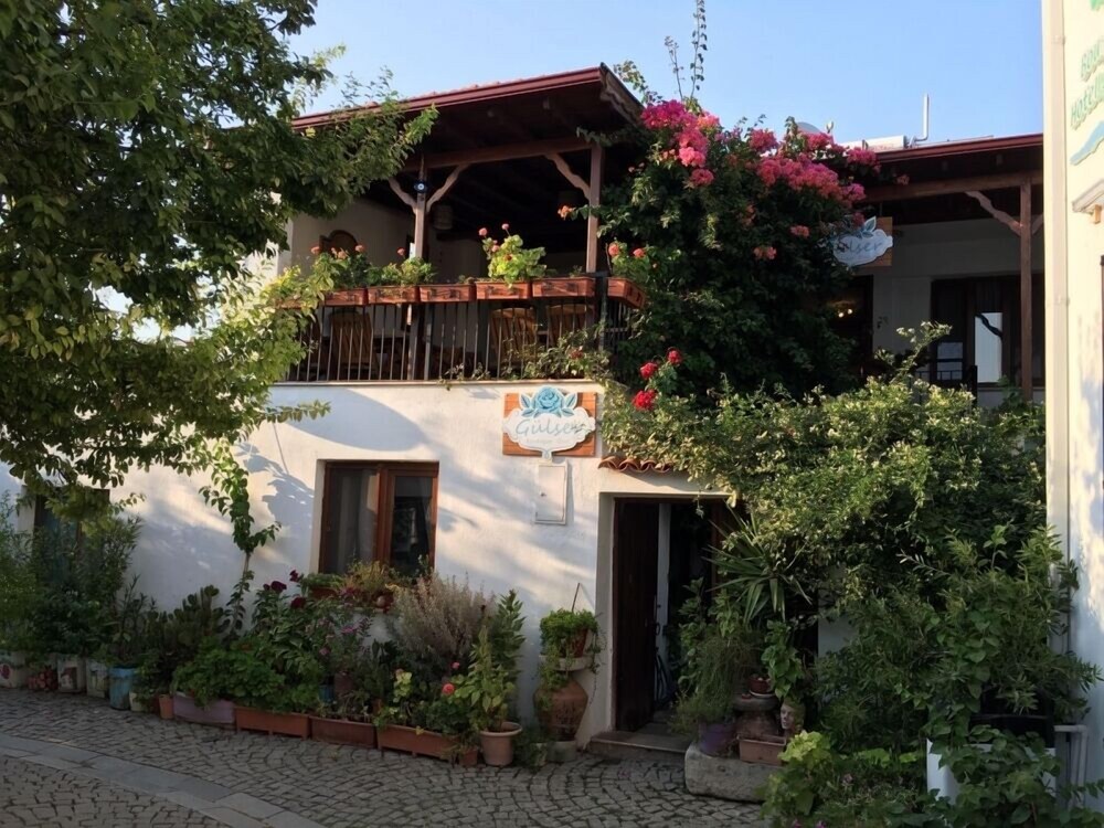 Gulser Pansiyon in Seferihisar, Turkey