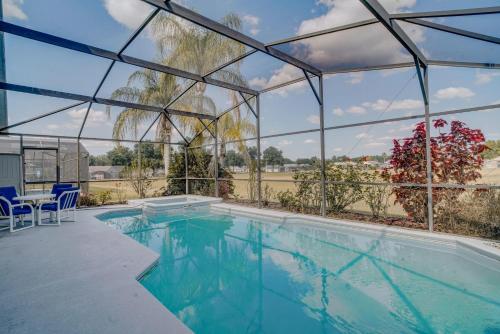 4BR Home with Pool 15 Mins from Disney — 4-Star Luxury Hotel in Davenport, United States