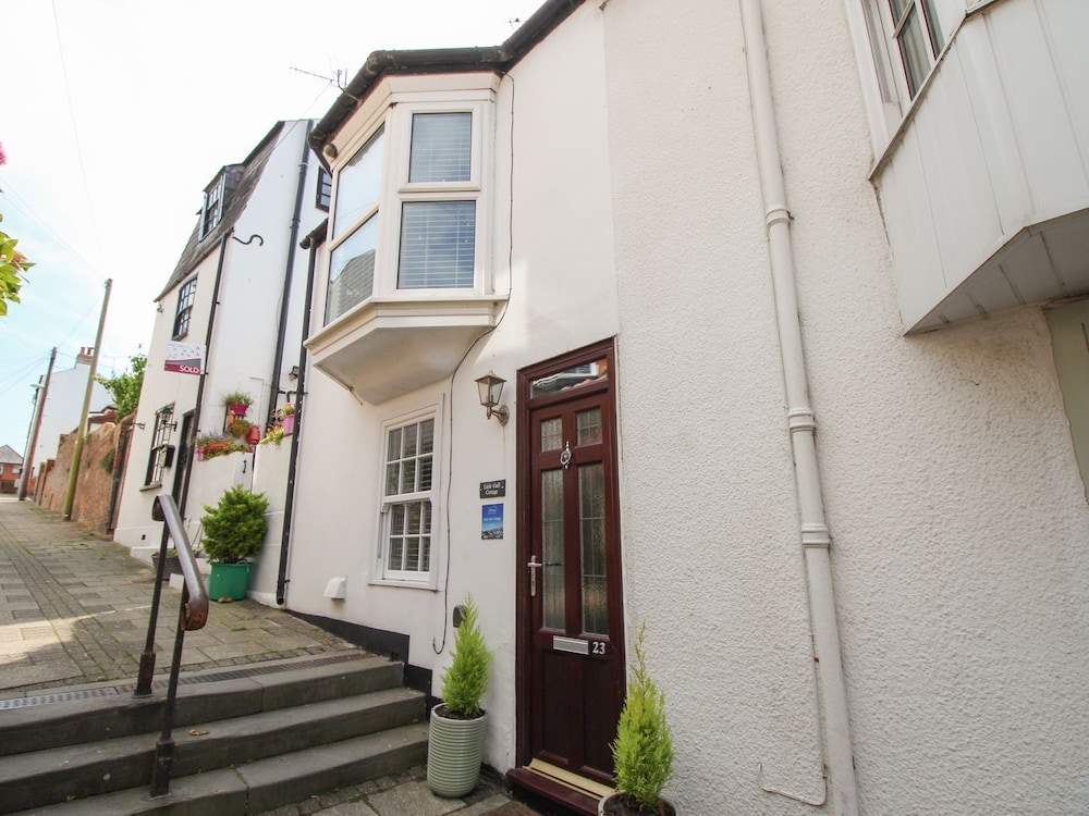 Little Gull Cottage — 4-Star Luxury Hotel in Weymouth, United Kingdom