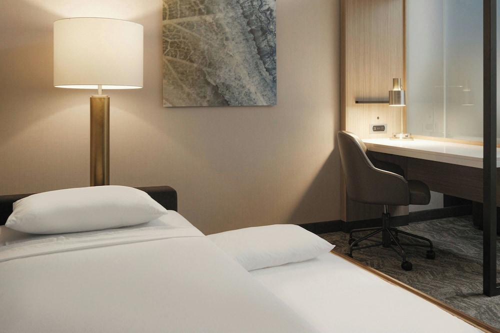 SpringHill Suites by Marriott Lexington Frankfort - photo 11