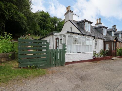 Rose Cottage — Strathpeffer — photo 2