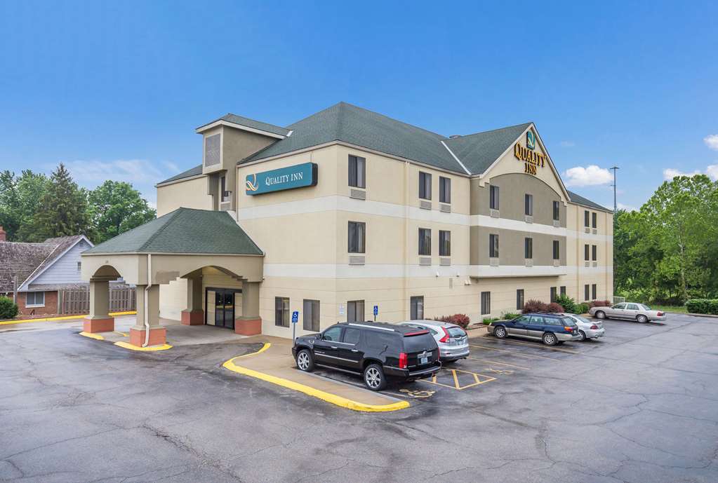 Quality Inn I 70 Near Kansas Speedway - photo 3