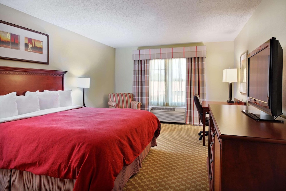 Country Inn & Suites by Radisson Rock Falls IL - photo 3