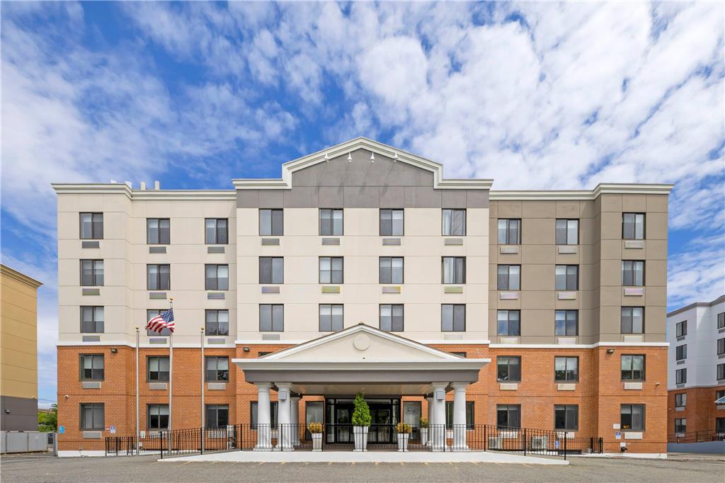 Hotel image of Country Inn & Suites By Radisson Staten Island