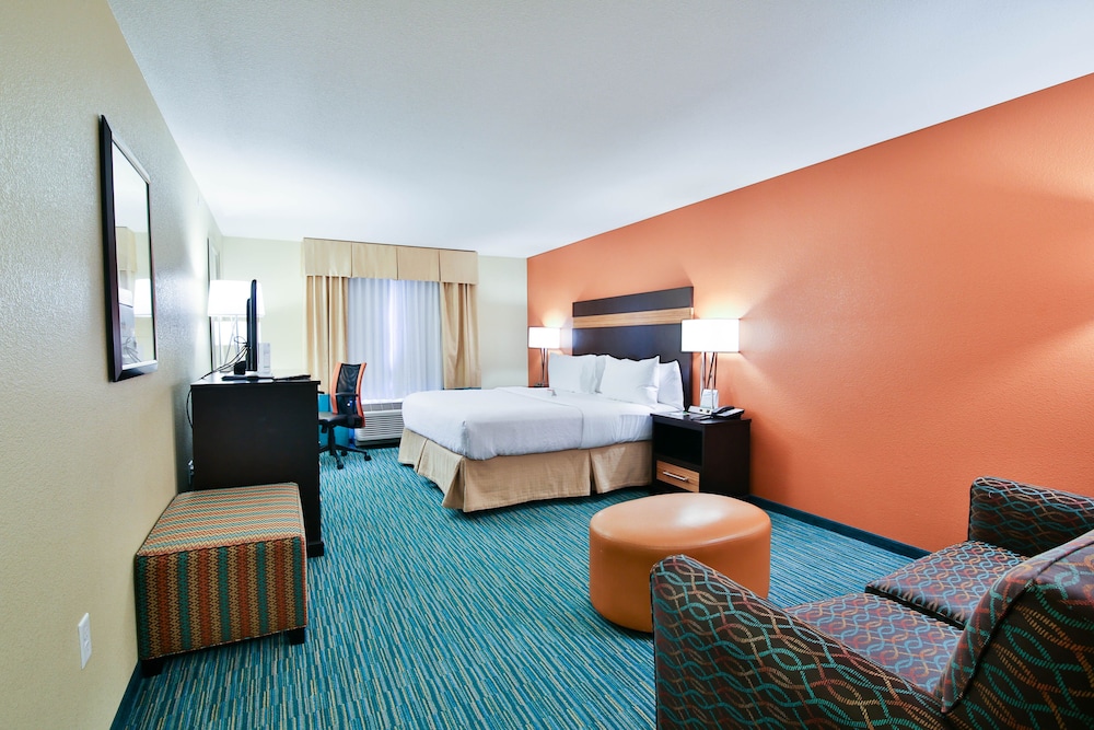 Holiday Inn Bismarck by IHG - photo 15