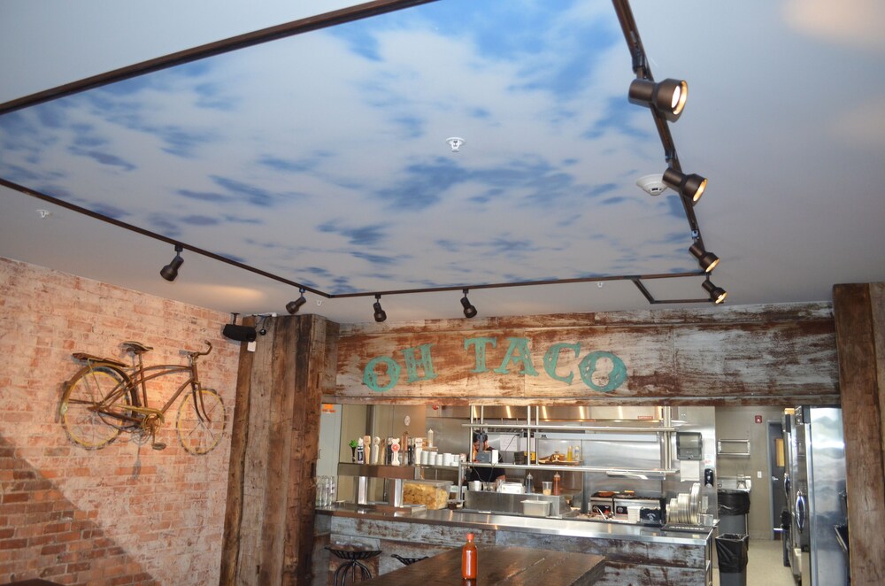Hotel Kilbourne Downtown Sandusky - photo 29