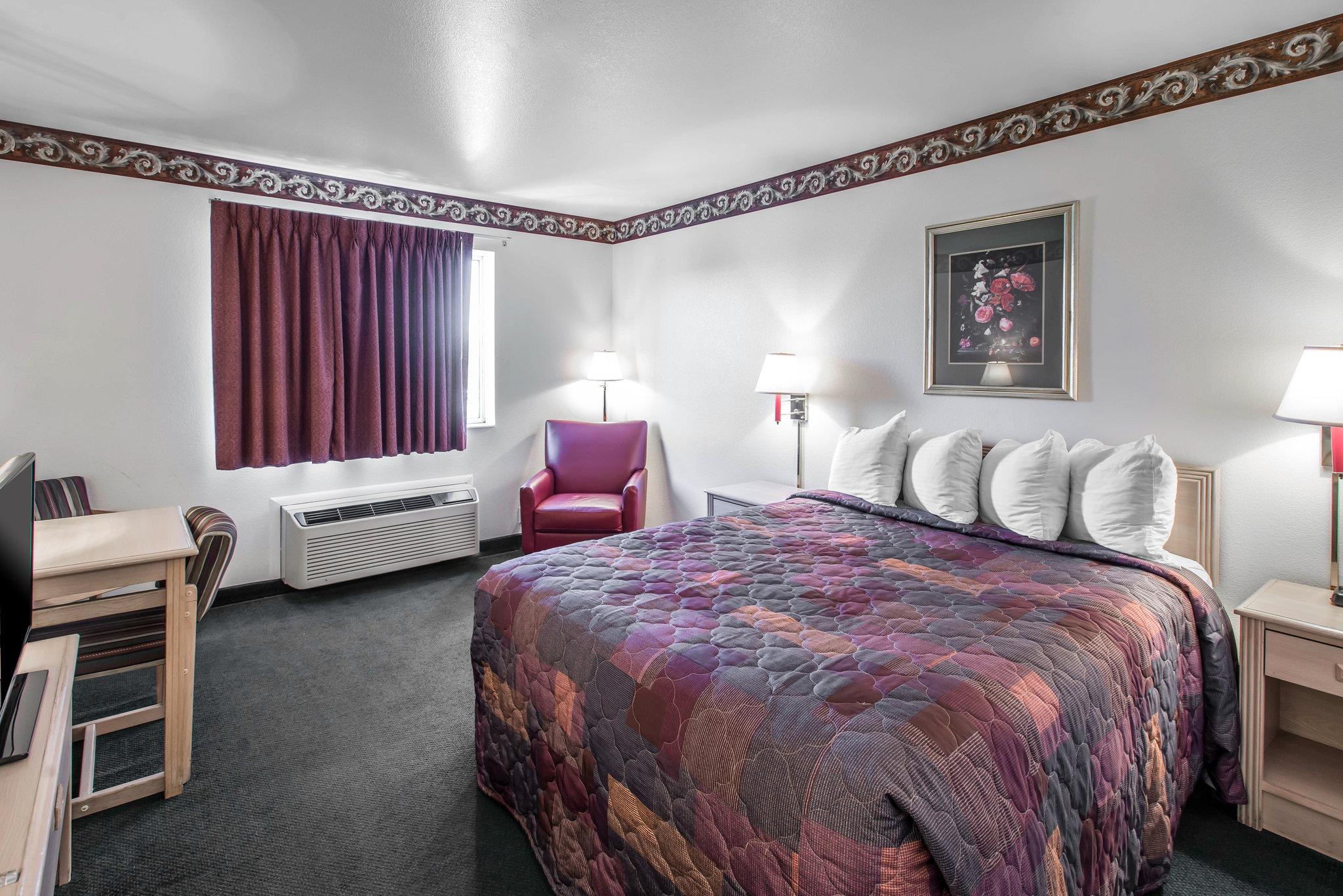 Baymont by Wyndham Loveland Fort Collins Area - photo 39