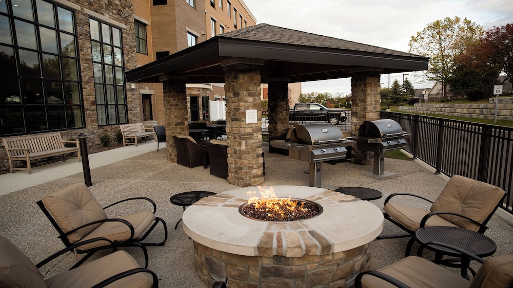 Staybridge Suites Auburn Hills by IHG - photo 28