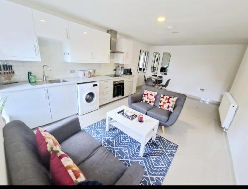 En suites Suites Leeds City Retreat with Kitchenette LGI Hospital Free 5G WIFI & Netflix University Contractors Short Stays in Leeds, United Kingdom