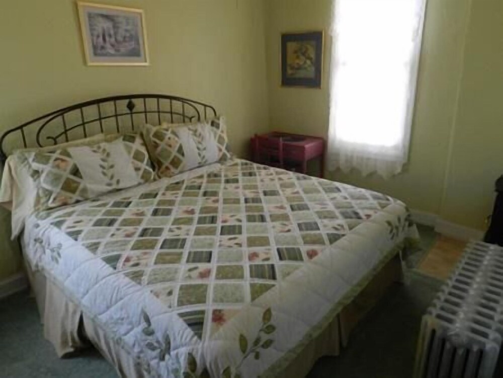 La Plaza Inn - photo 17