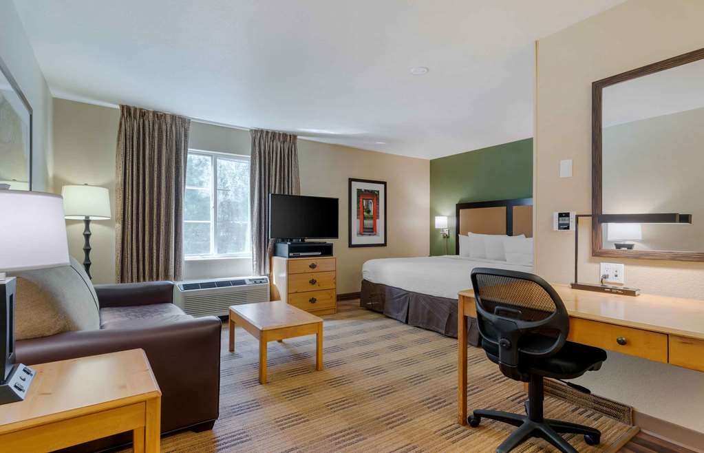 Extended Stay America Select Suites Atlanta Perimeter Peacht - photo 15