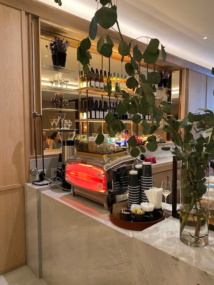 The Moore a Member of Design Hotels - photo 24