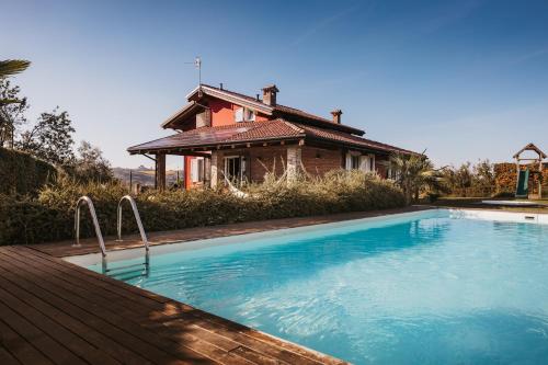 Villa Gramolina Nizza — 4-Star Luxury Hotel in Nizza Monferrato, Italy