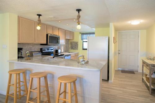 Canaveral Towers 401 - photo 99