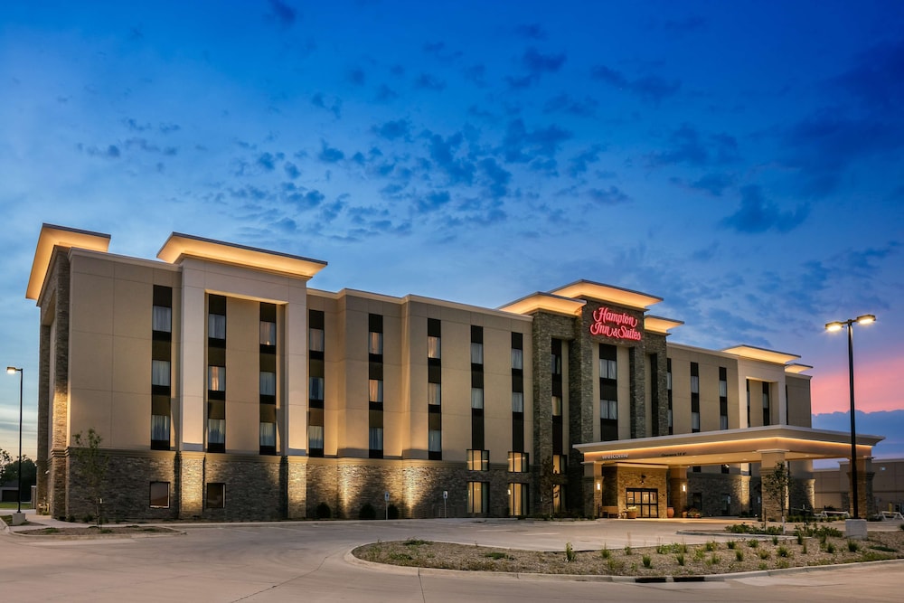 Hampton Inn & Suites Mason City - photo 33