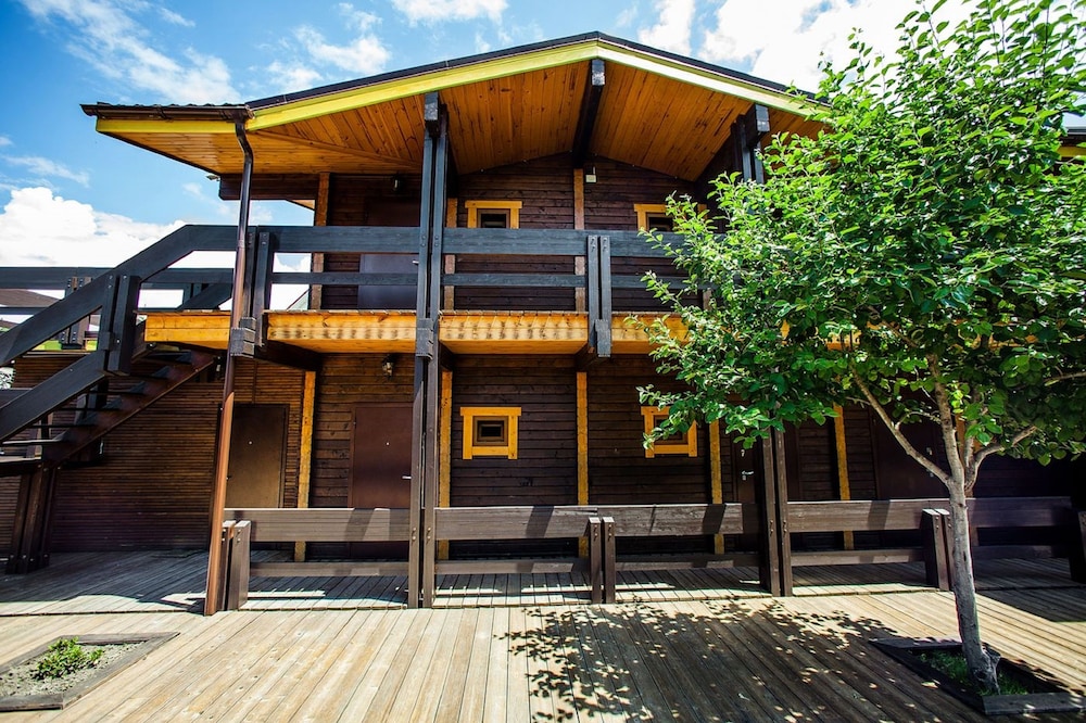 Revaz - carbon neutral hotel in Sochi