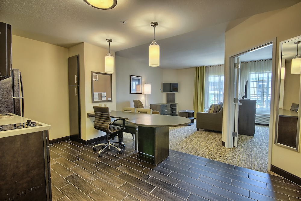 Candlewood Suites Columbus Grove City by IHG - photo 13