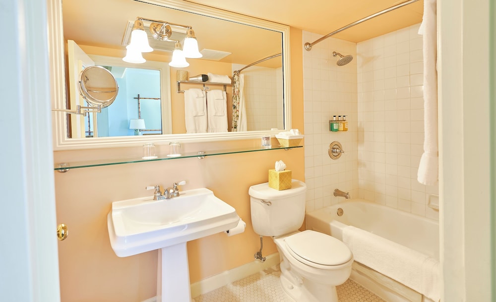 Ashland Springs Hotel - photo 33