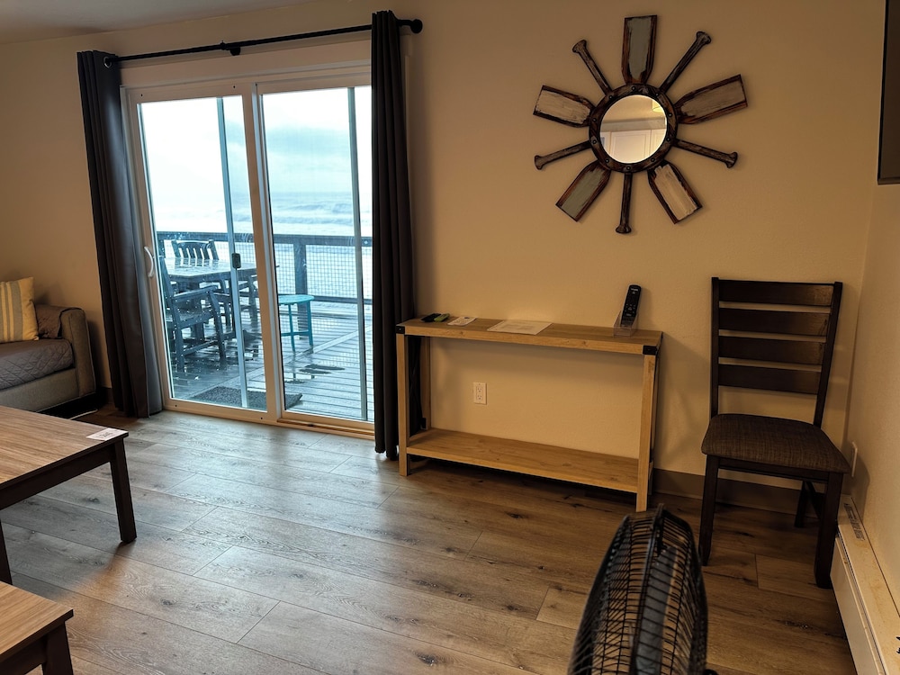West Beach Suites - photo 66