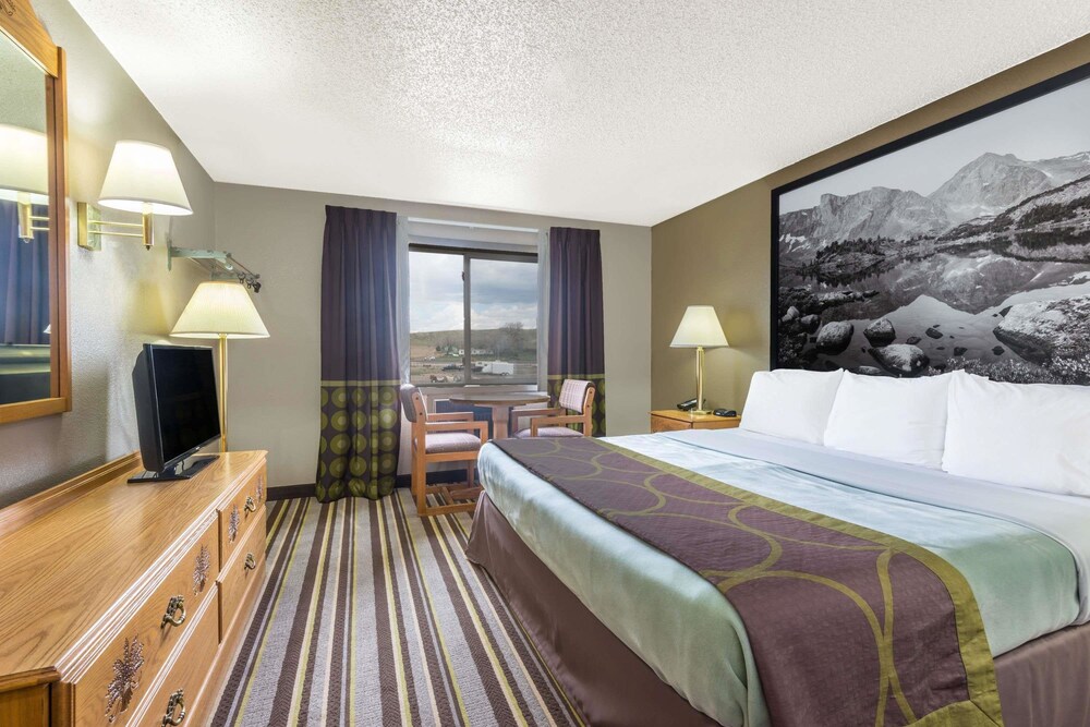 Super 8 by Wyndham Sheridan - photo 10